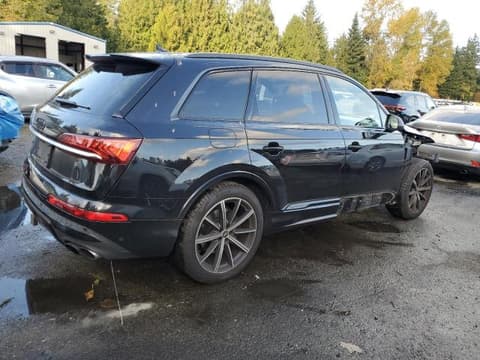 2021 Audi SQ7, VIN WA1VWBF73MD016576. Фото 3 з 6 з аукціону Copart. Каталог авто зі США OpenDataCar.