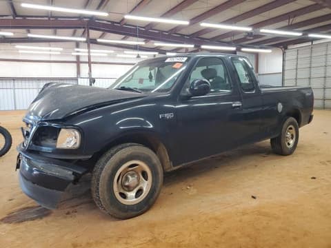2001 Ford F-150 Lightning, VIN 1FTZX17281NA90597. Фото 1 з 6 з аукціону Copart. Каталог авто зі США OpenDataCar.