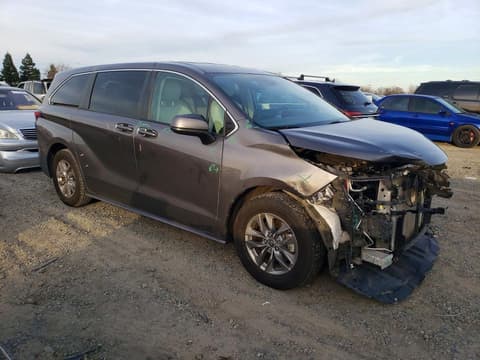 2022 Toyota Sienna, VIN 5TDKRKEC8NS122199. Фото 4 з 6 з аукціону Copart. Каталог авто зі США OpenDataCar.