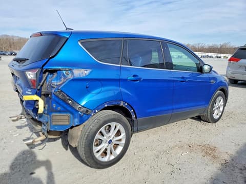 2017 Ford Escape, VIN 1FMCU0GD8HUA58349. Фото 3 з 6 з аукціону Copart. Каталог авто зі США OpenDataCar.