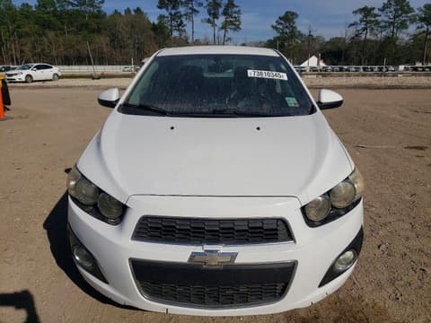 2015 Chevrolet Sonic, VIN 1G1JE5SB2F4112231. Фото 5 из 6 с аукциона Copart. Каталог авто из США OpenDataCar.