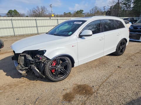 2013 Audi Q7, VIN WA1DGAFE7DD003461. Фото 1 з 6 з аукціону Copart. Каталог авто зі США OpenDataCar.