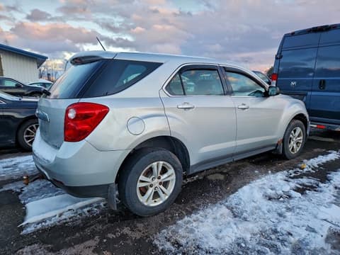 2015 Chevrolet Equinox, VIN 2GNFLEEK9F6217823. Фото 3 из 6 с аукциона Copart. Каталог авто из США OpenDataCar.