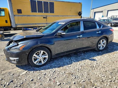 2015 Nissan Altima, VIN 1N4AL3AP1FC415043. Фото 1 з 6 з аукціону Copart. Каталог авто зі США OpenDataCar.