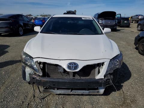 2011 Toyota Camry, VIN 4T1BF3EK2BU611383. Фото 5 з 6 з аукціону Copart. Каталог авто зі США OpenDataCar.