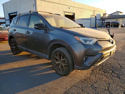 2018 Toyota RAV4, VIN JTMNFREV1JJ747339. Фото 4 з 6 з аукціону Copart. Каталог авто зі США OpenDataCar.