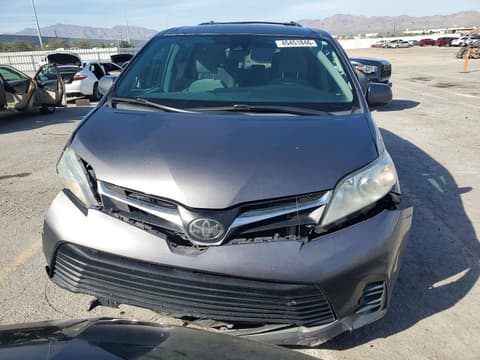 2019 Toyota Sienna, VIN 5TDKZ3DC9KS018663. Фото 5 з 6 з аукціону Copart. Каталог авто зі США OpenDataCar.