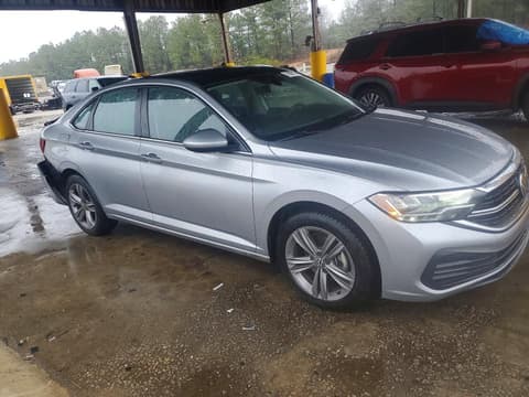 2024 Volkswagen Jetta, VIN 3VW7M7BU5RM002569. Zdjęcie 4 z 6 z aukcji Copart. Katalog aut z USA OpenDataCar.