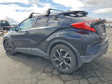 2018 Toyota C-HR, VIN NMTKHMBX4JR004875. Фото 2 з 6 з аукціону Copart. Каталог авто зі США OpenDataCar.