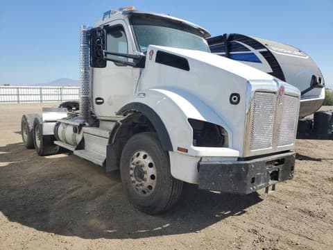 2019 Kenworth T880, VIN 1XKZDK9X8KJ290139. Фото 1 з 6 з аукціону Copart. Каталог авто зі США OpenDataCar.