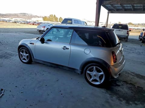 2006 Mini Cooper, VIN WMWRC33516TJ78298. Фото 2 з 6 з аукціону Copart. Каталог авто зі США OpenDataCar.