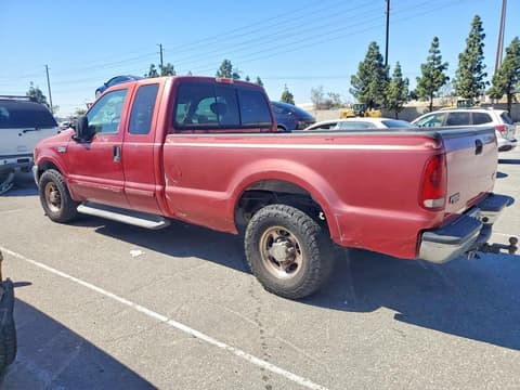 2002 Ford F-250 Super Duty, VIN 1FTNX20L02EA73026. Фото 2 з 6 з аукціону Copart. Каталог авто зі США OpenDataCar.