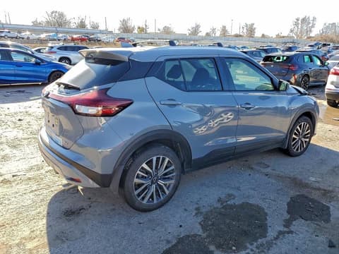 2022 Nissan Kicks, VIN 3N1CP5CV0NL486836. Фото 3 з 6 з аукціону Copart. Каталог авто зі США OpenDataCar.