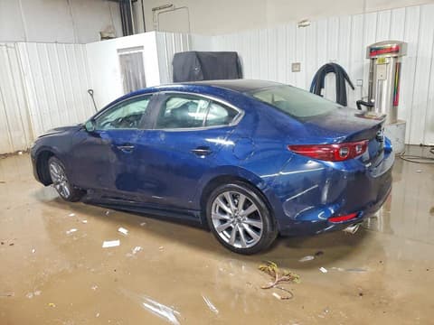 2023 Mazda 3, VIN 3MZBPABM1PM357640. Фото 2 з 6 з аукціону Copart. Каталог авто зі США OpenDataCar.