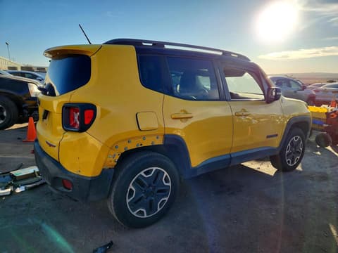 2015 Jeep Renegade, VIN ZACCJBCT4FPC16125. Фото 3 з 6 з аукціону Copart. Каталог авто зі США OpenDataCar.