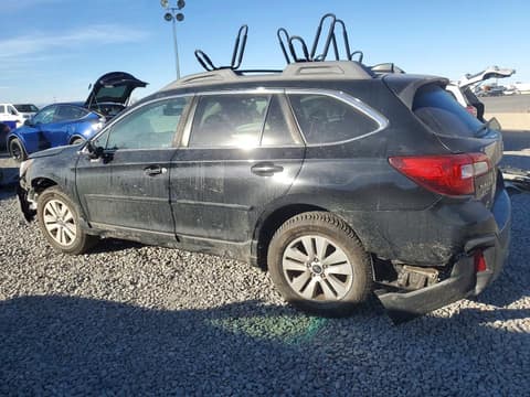 2018 Subaru Outback, VIN 4S4BSAFC7J3260076. Фото 2 з 6 з аукціону Copart. Каталог авто зі США OpenDataCar.