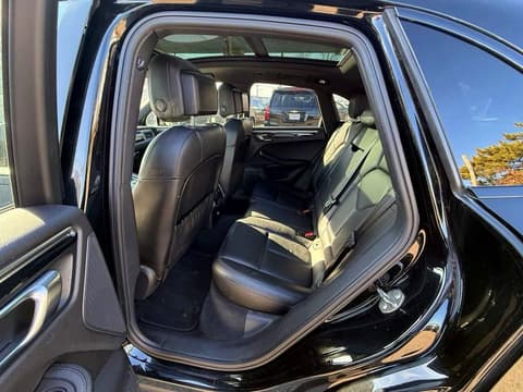 2016 Porsche Macan, VIN WP1AB2A52GLB56455. Фото 4 з 6 з аукціону Copart. Каталог авто зі США OpenDataCar.