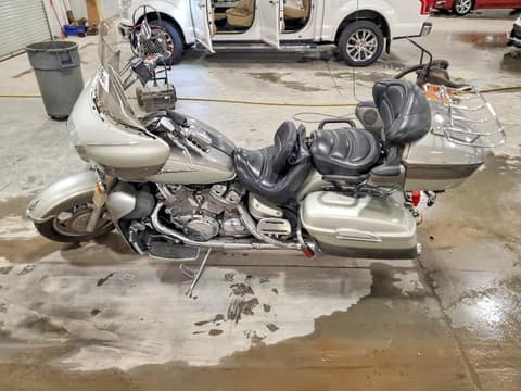 1999 Yamaha XVZ13 TF, VIN JYAVP04EXXA002328. Фото 3 з 6 з аукціону Copart. Каталог авто зі США OpenDataCar.