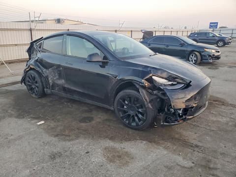 2024 Tesla Model Y, VIN 7SAYGDED0RF095193. Фото 4 з 6 з аукціону Copart. Каталог авто зі США OpenDataCar.