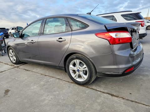 2014 Ford Focus, VIN 1FADP3F20EL440402. Фото 2 з 6 з аукціону Copart. Каталог авто зі США OpenDataCar.