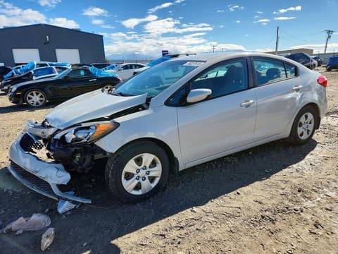 2015 Kia Forte, VIN KNAFK4A61F5298436. Фото 1 из 6 с аукциона Copart. Каталог авто из США OpenDataCar.