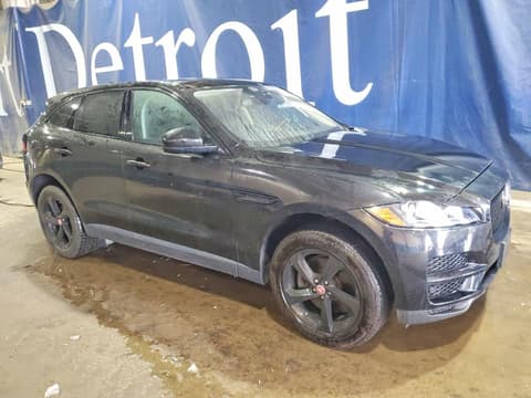 2017 Jaguar F-Pace, VIN SADCK2BV4HA067951. Фото 4 з 6 з аукціону Copart. Каталог авто зі США OpenDataCar.