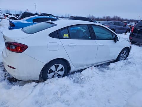 2016 Chevrolet Cruze, VIN 1G1BC5SMXG7328744. Zdjęcie 3 z 6 z aukcji Copart. Katalog aut z USA OpenDataCar.