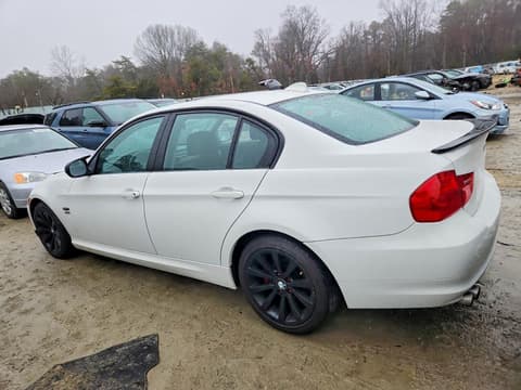 2011 Bmw 3 Series, VIN WBAPK7C50BA816113. Фото 2 з 6 з аукціону Copart. Каталог авто зі США OpenDataCar.