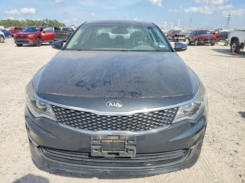 2016 Kia Optima, VIN 5XXGU4L31GG073953. Фото 5 з 6 з аукціону Copart. Каталог авто зі США OpenDataCar.