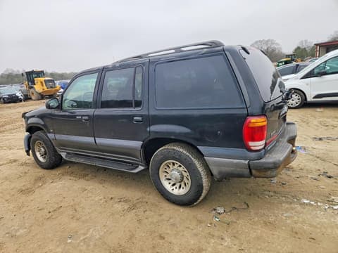 1999 Mercury Mountaineer, VIN 4M2DU55P3XUJ13589. Фото 2 з 6 з аукціону Copart. Каталог авто зі США OpenDataCar.