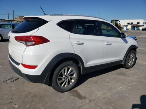 2016 Hyundai Tucson, VIN KM8J33A49GU027002. Фото 3 з 6 з аукціону Copart. Каталог авто зі США OpenDataCar.