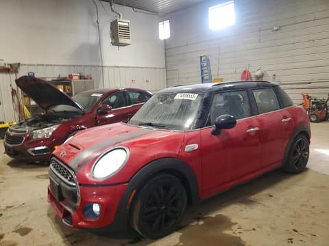 2015 Mini Cooper, VIN WMWXU3C55F2B56267. Фото 1 з 6 з аукціону Copart. Каталог авто зі США OpenDataCar.