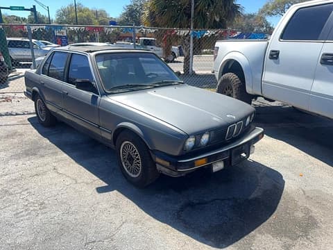 1987 Bmw 3 Series, VIN WBAAE6402H1712144. Zdjęcie 1 z 6 z aukcji Copart. Katalog aut z USA OpenDataCar.