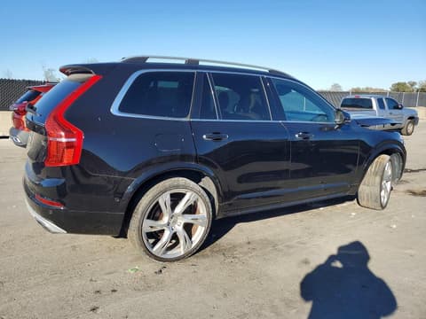 2018 Volvo XC90, VIN YV4A22PK7J1357279. Фото 3 з 6 з аукціону Copart. Каталог авто зі США OpenDataCar.