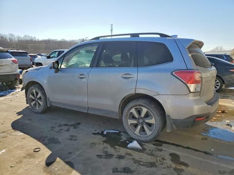 2017 Subaru Forester, VIN JF2SJAJC7HH494487. Фото 2 з 6 з аукціону Copart. Каталог авто зі США OpenDataCar.