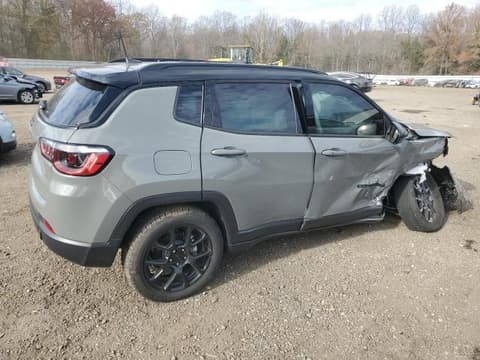 2024 Jeep Compass, VIN 3C4NJDBN8RT592086. Zdjęcie 3 z 6 z aukcji Copart. Katalog aut z USA OpenDataCar.