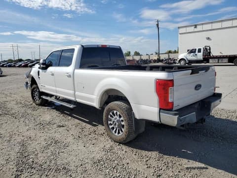 2017 Ford F-350, VIN 1FT8W3BT6HED13496. Фото 2 из 6 с аукциона Copart. Каталог авто из США OpenDataCar.
