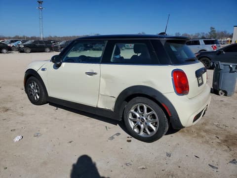 2015 Mini Cooper, VIN WMWXP7C54F2A42162. Фото 2 з 6 з аукціону Copart. Каталог авто зі США OpenDataCar.