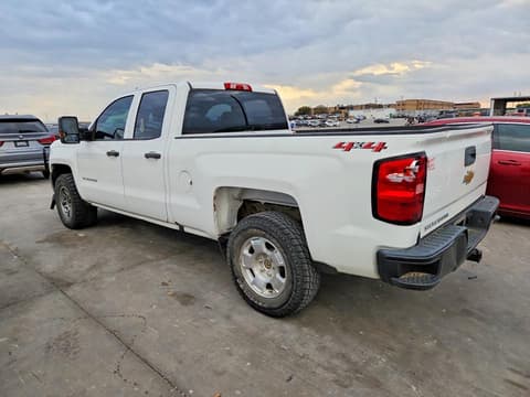 2018 Chevrolet Silverado, VIN 1GCVKNEC4JZ205236. Фото 2 з 6 з аукціону Copart. Каталог авто зі США OpenDataCar.