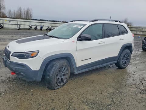 2019 Jeep Cherokee, VIN 1C4PJMBX8KD108181. Фото 1 з 6 з аукціону Copart. Каталог авто зі США OpenDataCar.