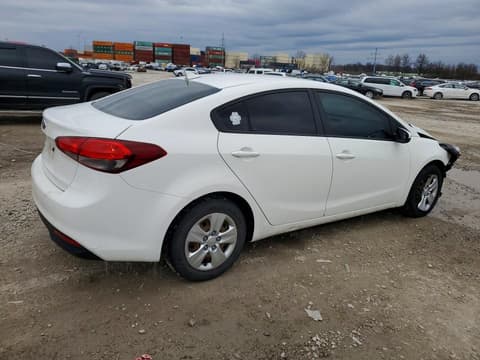 2017 Kia Forte, VIN 3KPFK4A72HE024259. Фото 3 з 6 з аукціону Copart. Каталог авто зі США OpenDataCar.