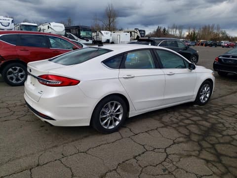 2017 Ford Fusion, VIN 3FA6P0HD1HR127841. Фото 3 з 6 з аукціону Copart. Каталог авто зі США OpenDataCar.