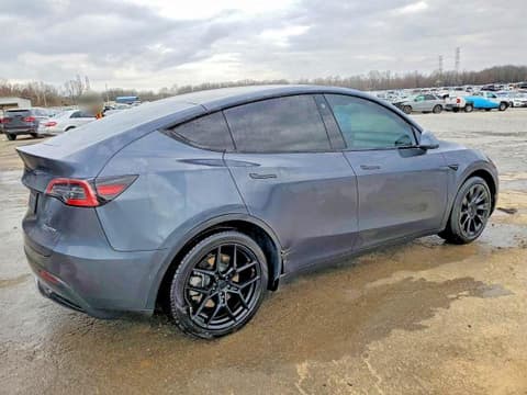 2021 Tesla Model Y, VIN 5YJYGDEE7MF305836. Zdjęcie 3 z 6 z aukcji Copart. Katalog aut z USA OpenDataCar.