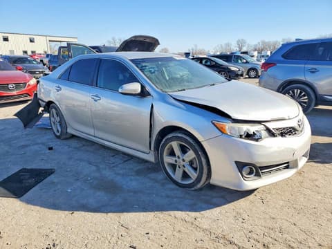 2012 Toyota Camry, VIN 4T1BF1FK8CU044620. Фото 4 з 6 з аукціону Copart. Каталог авто зі США OpenDataCar.