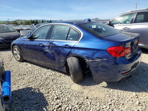 2018 Bmw 3 Series, VIN WBA8B9G53JNV00304. Фото 2 з 6 з аукціону Copart. Каталог авто зі США OpenDataCar.