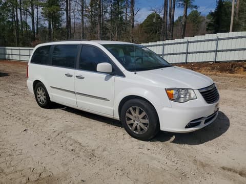 2015 Chrysler Town & Country, VIN 2C4RC1BG8FR596133. Фото 4 з 6 з аукціону Copart. Каталог авто зі США OpenDataCar.
