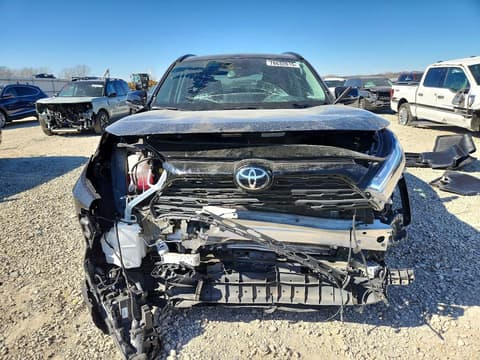 2022 Toyota RAV4, VIN 2T3A1RFV3NW293534. Фото 5 з 6 з аукціону Copart. Каталог авто зі США OpenDataCar.