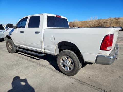 2016 Ram 2500, VIN 3C6UR5CJ7GG305596. Фото 2 з 6 з аукціону Copart. Каталог авто зі США OpenDataCar.