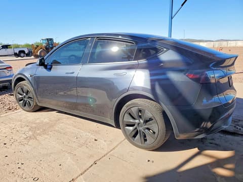 2025 Tesla Model Y, VIN 7SAYGDED8SF317548. Фото 2 з 6 з аукціону Copart. Каталог авто зі США OpenDataCar.