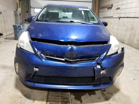2014 Toyota Prius V, VIN JTDZN3EUXE3319496. Фото 5 з 6 з аукціону Copart. Каталог авто зі США OpenDataCar.